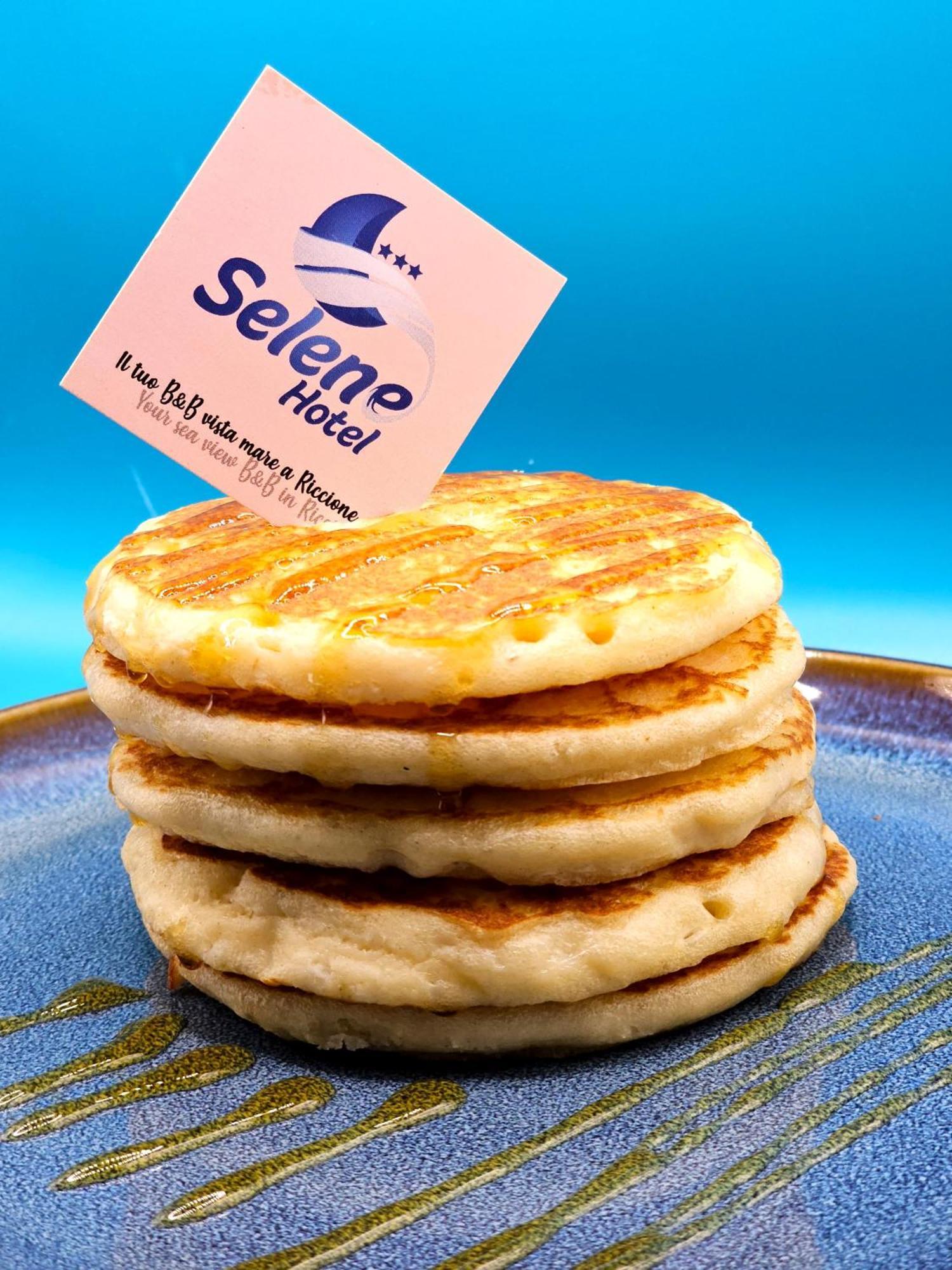 Hotel Selene - Vista Mare リッチョーネ エクステリア 写真