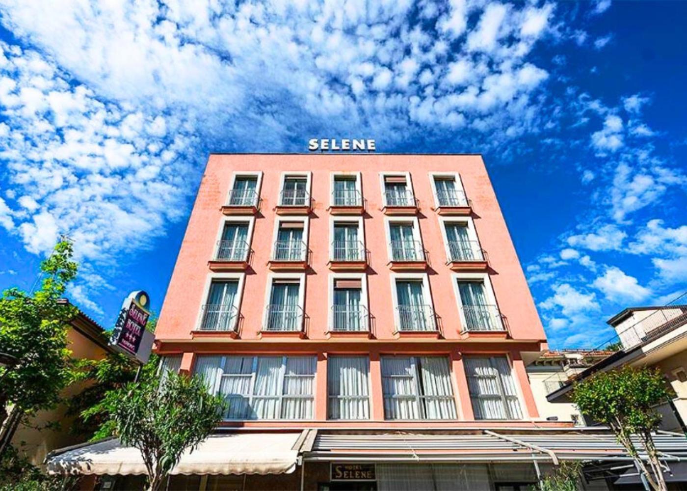 Hotel Selene - Vista Mare リッチョーネ エクステリア 写真
