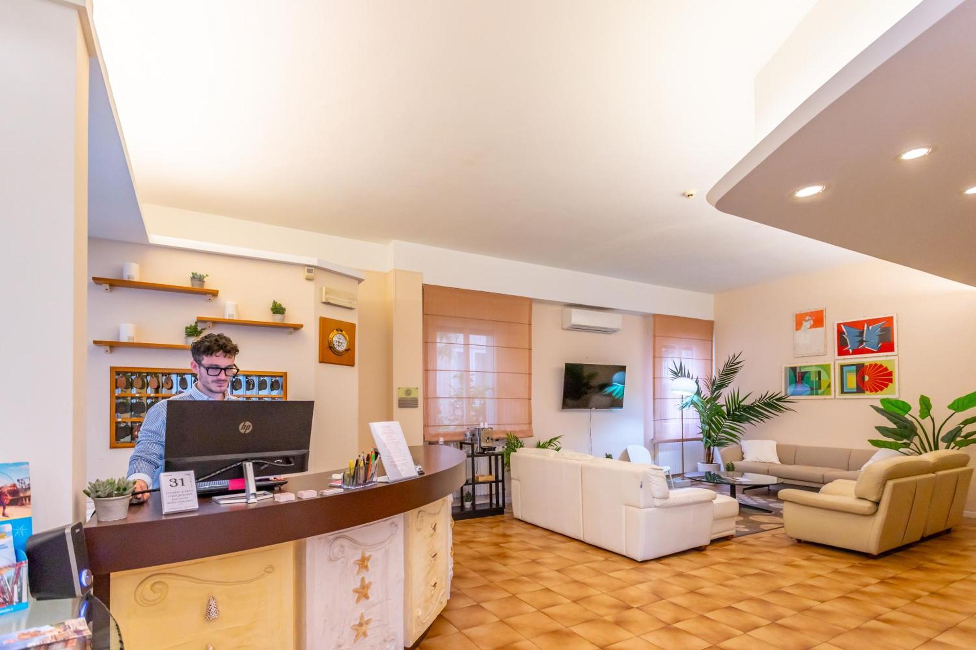 Hotel Selene - Vista Mare リッチョーネ エクステリア 写真