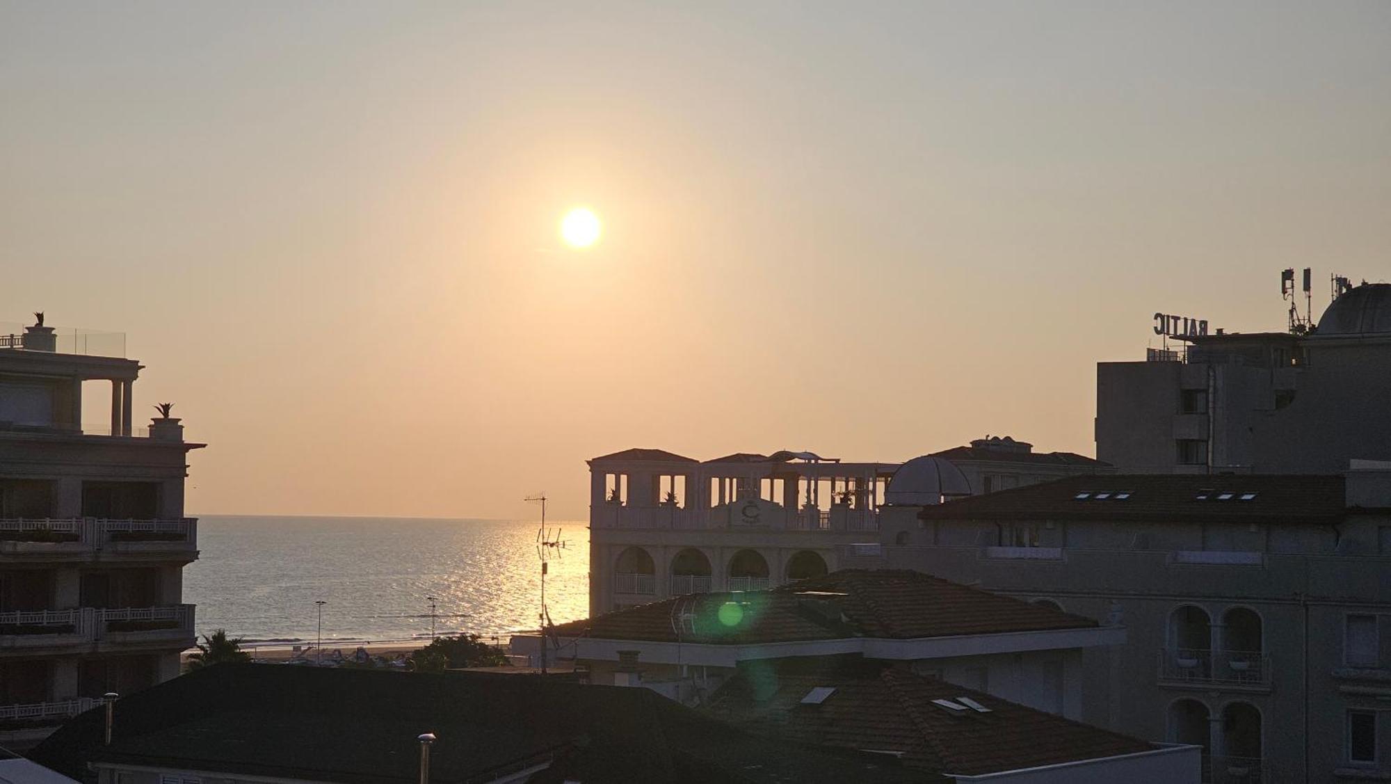Hotel Selene - Vista Mare リッチョーネ エクステリア 写真